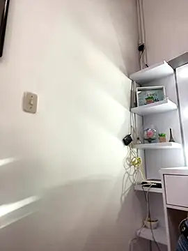 Snapshot of EmilyHarperr chatting on 10.07.25 EmilyHarperr online show from 10.07.25