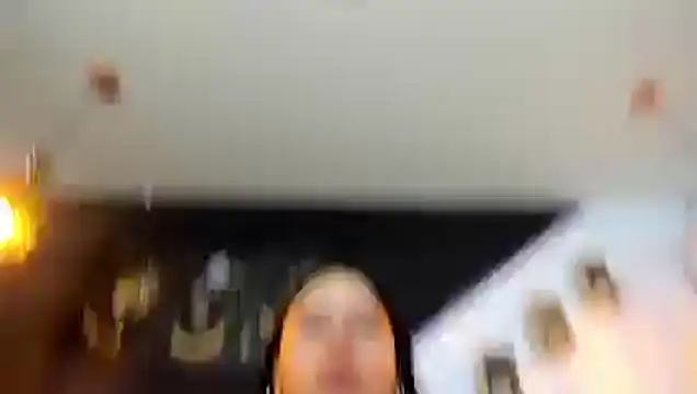 Snapshot of EmilyHarperr chatting on 12.04.25 EmilyHarperr online show from 12.04.25