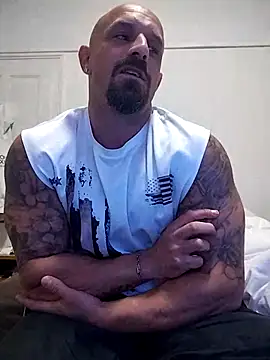 Snapshot of Visto36 chatting on 10.25.25 Visto36 online show from 10.25.25