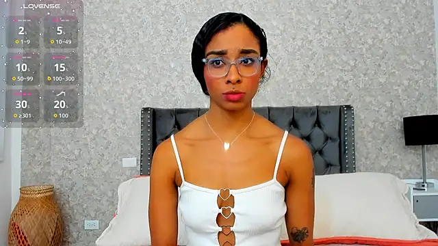 Snapshot of Cataleya_Wayne chatting on 09.19.25 Cataleya Wayne online show from 09.19.25