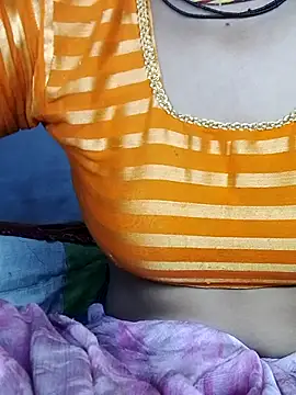 Snapshot of Hut_rotu_cute chatting on 09.11.25 Hut rotu cute online show from 09.11.25