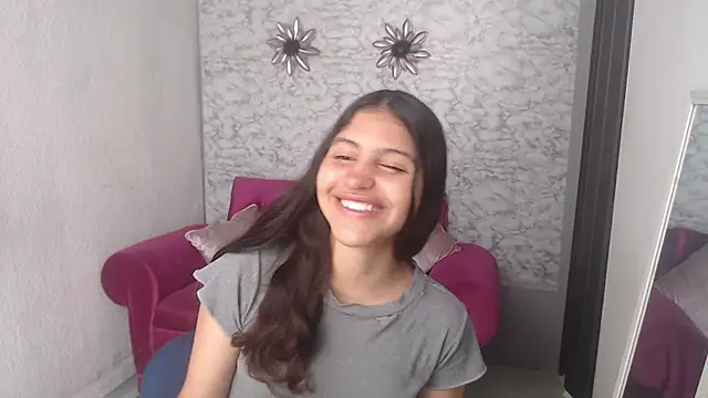 Evagirl69 online show from 10.21.25