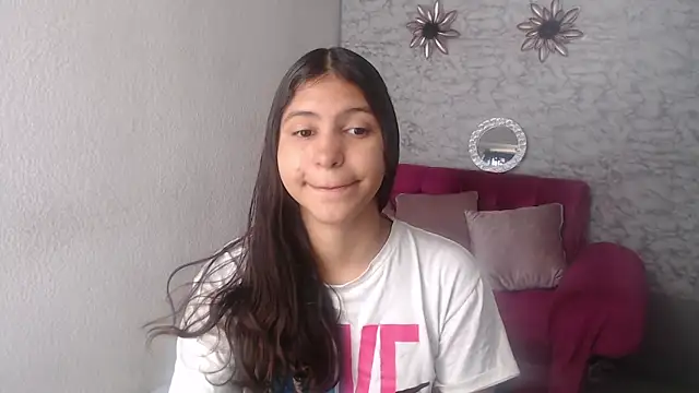 Evagirl69 online show from 10.29.25