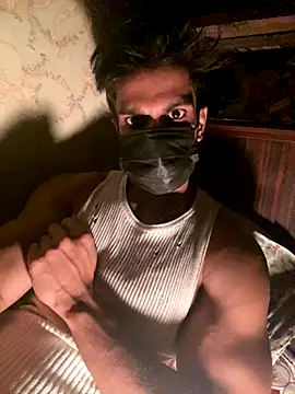 Snapshot of fitxrs chatting on 10.02.25 fitxrs online show from 10.02.25