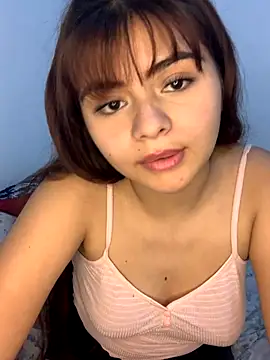 Snapshot of You_dirty_girl18 chatting on 11.01.25 You dirty girl18 online show from 11.01.25