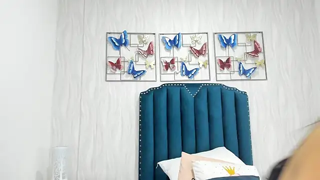 Alison Carde05 online show from 11.12.25