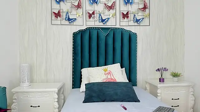 Alison Carde05 online show from 12.01.25