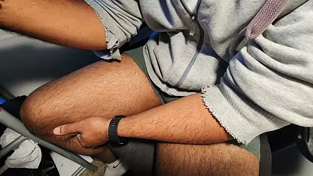 Snapshot of catt18 chatting on 10.17.25 catt18 online show from 10.17.25