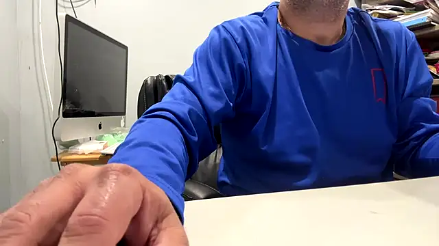 frankyjones8989 online show from 11.18.25