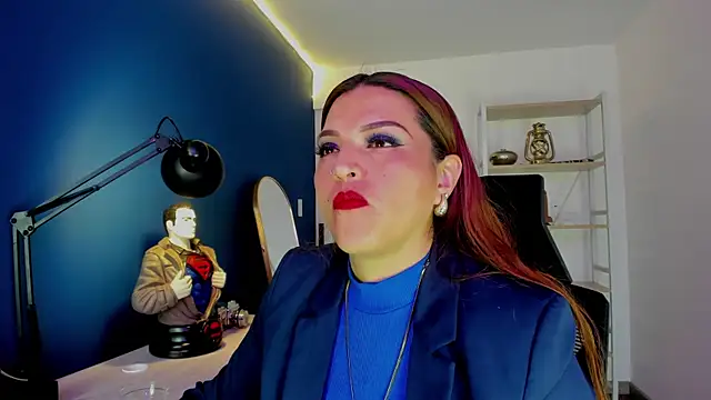 Skylar  Desire online show from 11.28.25