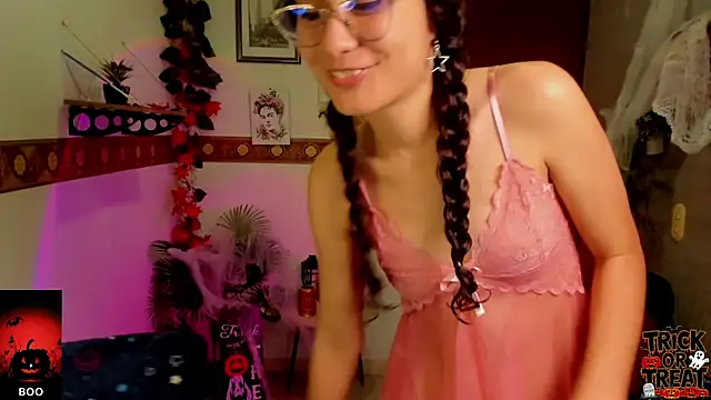 Krysten Riter online show from 10.17.25