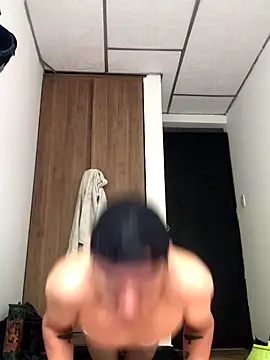 LiamDeep online show from 11.04.25