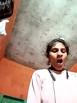 Snapshot of Jyoti_thakurr chatting on 09.15.25 Jyoti thakurr online show from 09.15.25