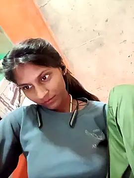 Snapshot of Jyoti_thakurr chatting on 10.08.25 Jyoti thakurr online show from 10.08.25