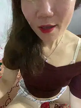 Snapshot of Pyy07 chatting on 11.10.25 Pyy07 online show from 11.10.25