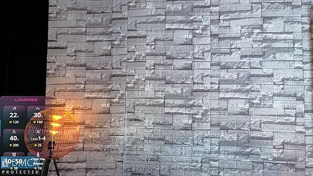 Kiara Zahiri   online show from 12.01.25