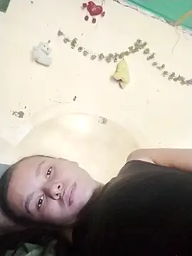 Snapshot of marisolcardona chatting on 10.14.25 marisolcardona online show from 10.14.25