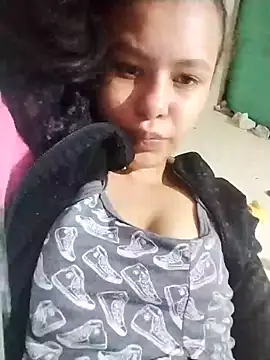 Snapshot of marisolcardona chatting on 10.30.25 marisolcardona online show from 10.30.25