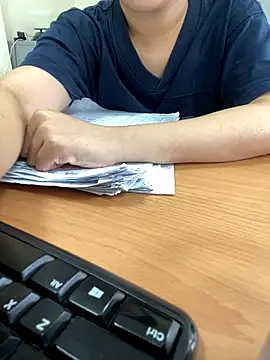 Snapshot of ThuPhuong-Tr chatting on 09.10.25 ThuPhuong-Tr online show from 09.10.25