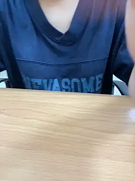 Snapshot of ThuPhuong-Tr chatting on 09.22.25 ThuPhuong-Tr online show from 09.22.25