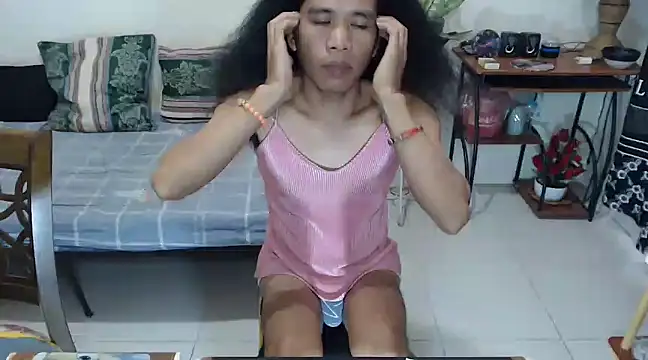Snapshot of bigasianshane chatting on 02.28.25 bigasianshane online show from 02.28.25