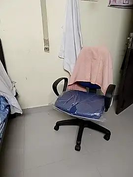 Snapshot of tamilmaha12 chatting on 10.11.25 tamilmaha12 online show from 10.11.25