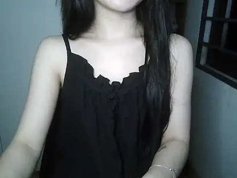 Snapshot of Annabelle-e chatting on 09.30.25 Annabelle-e online show from 09.30.25