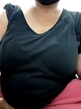 Snapshot of Rakhi_sawant143 chatting on 09.12.25 Rakhi sawant143 online show from 09.12.25