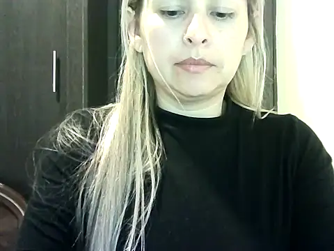 Valery  Rouse  online show from 11.02.25