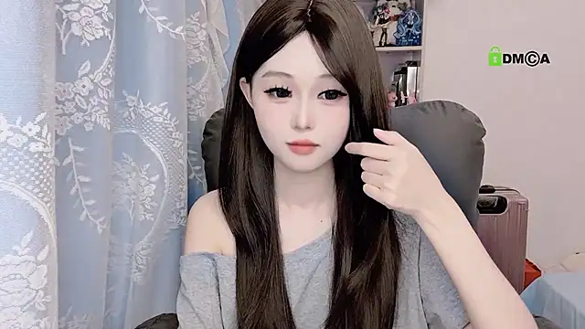 Snapshot of gummy-candy chatting on 09.16.25 gummy-candy online show from 09.16.25