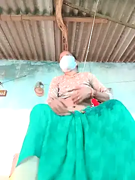 Snapshot of Hot-honi chatting on 09.20.25 Hot-honi online show from 09.20.25