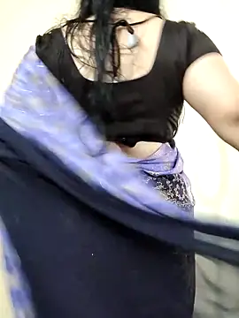 Snapshot of Monica_cams chatting on 09.11.25 Monica cams online show from 09.11.25