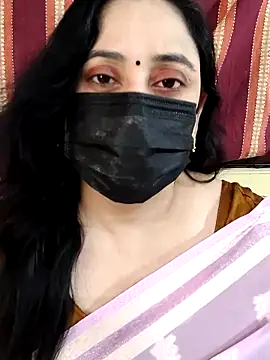 Snapshot of Monica_cams chatting on 09.12.25 Monica cams online show from 09.12.25