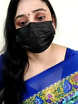 Snapshot of Monica_cams chatting on 10.11.25 Monica cams online show from 10.11.25