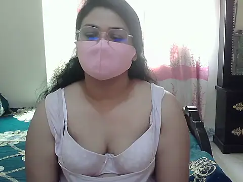 Snapshot of Elena_cruz5 chatting on 09.13.25 Elena cruz5 online show from 09.13.25