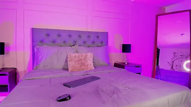 ALICESANDOVAL online show from 11.14.25