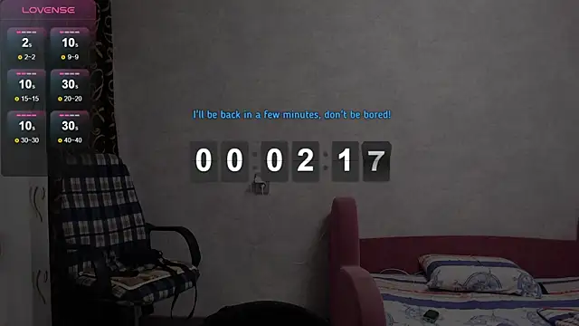 Snapshot of glasses_cat chatting on 10.03.25 glasses cat online show from 10.03.25