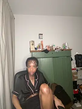 Snapshot of Prxincess_AAGodesss chatting on 09.10.25 Prxincess AAGodesss online show from 09.10.25