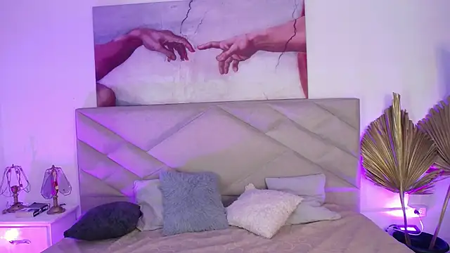 Snapshot of AngelFlexxx chatting on 09.19.25 AngelFlexxx online show from 09.19.25