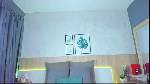 mia gate online show from 11.13.25