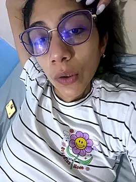 Snapshot of Isabella-2709 chatting on 09.08.25 Isabella-2709 online show from 09.08.25