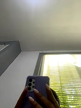 Snapshot of Isabella-2709 chatting on 10.17.25 Isabella-2709 online show from 10.17.25