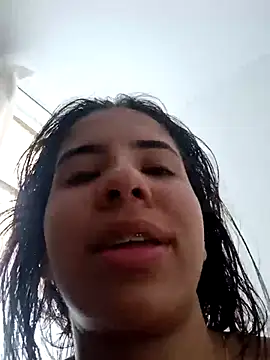 Snapshot of Liagni0 chatting on 10.15.25 Liagni0 online show from 10.15.25