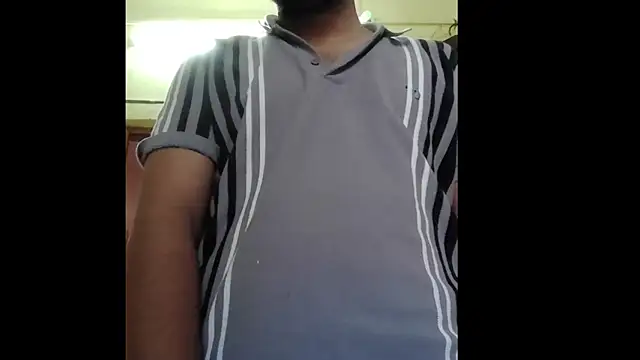 Snapshot of riyamore9623 chatting on 10.26.25 riyamore9623 online show from 10.26.25