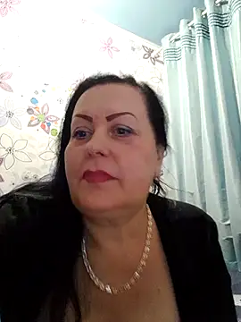 Snapshot of 430LekaLove chatting on 10.05.25 430LekaLove online show from 10.05.25