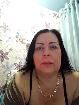 Snapshot of 430LekaLove chatting on 10.16.25 430LekaLove online show from 10.16.25
