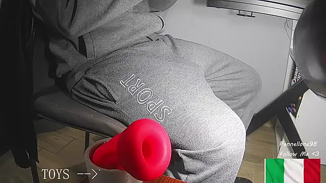 Snapshot of Pennellone98 chatting on 11.21.25 Pennellone98 online show from 11.21.25