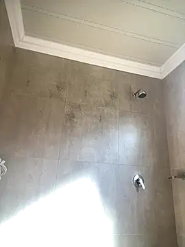 Snapshot of Slowbur chatting on 11.30.25 Slowbur online show from 11.30.25