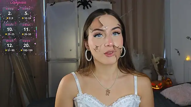 Snapshot of Moonlight1Sonata1 chatting on 10.26.25 Moonlight1Sonata1 online show from 10.26.25