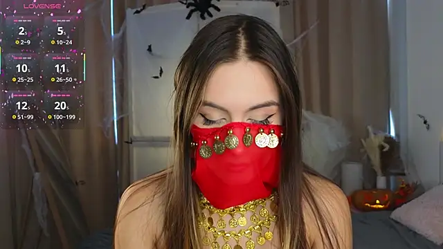 Snapshot of Moonlight1Sonata1 chatting on 10.27.25 Moonlight1Sonata1 online show from 10.27.25